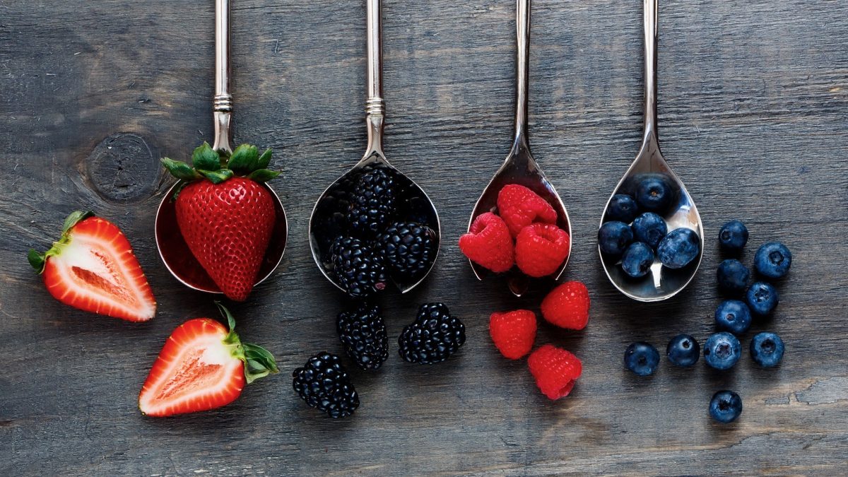 3 berries that contain antioxidants and improve clarity of thinking