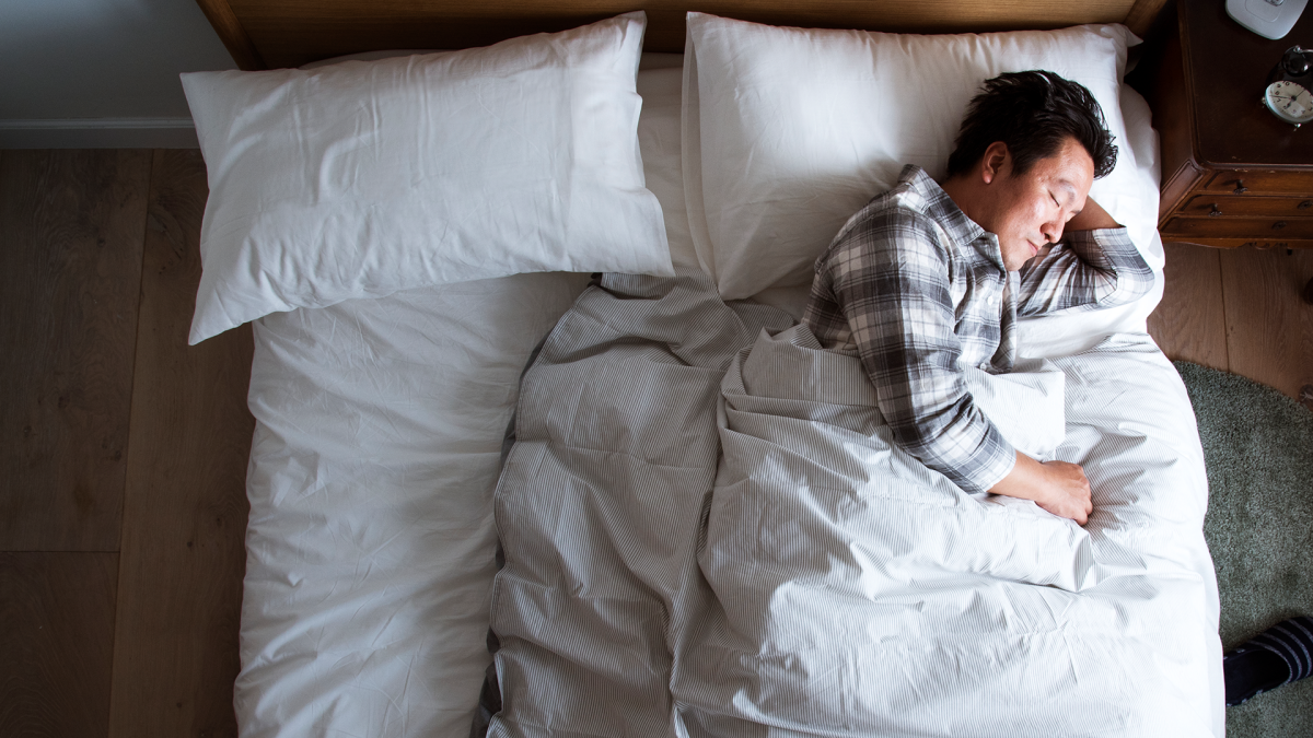 5 reasons why people sweat their heads and necks during nighttime sleep