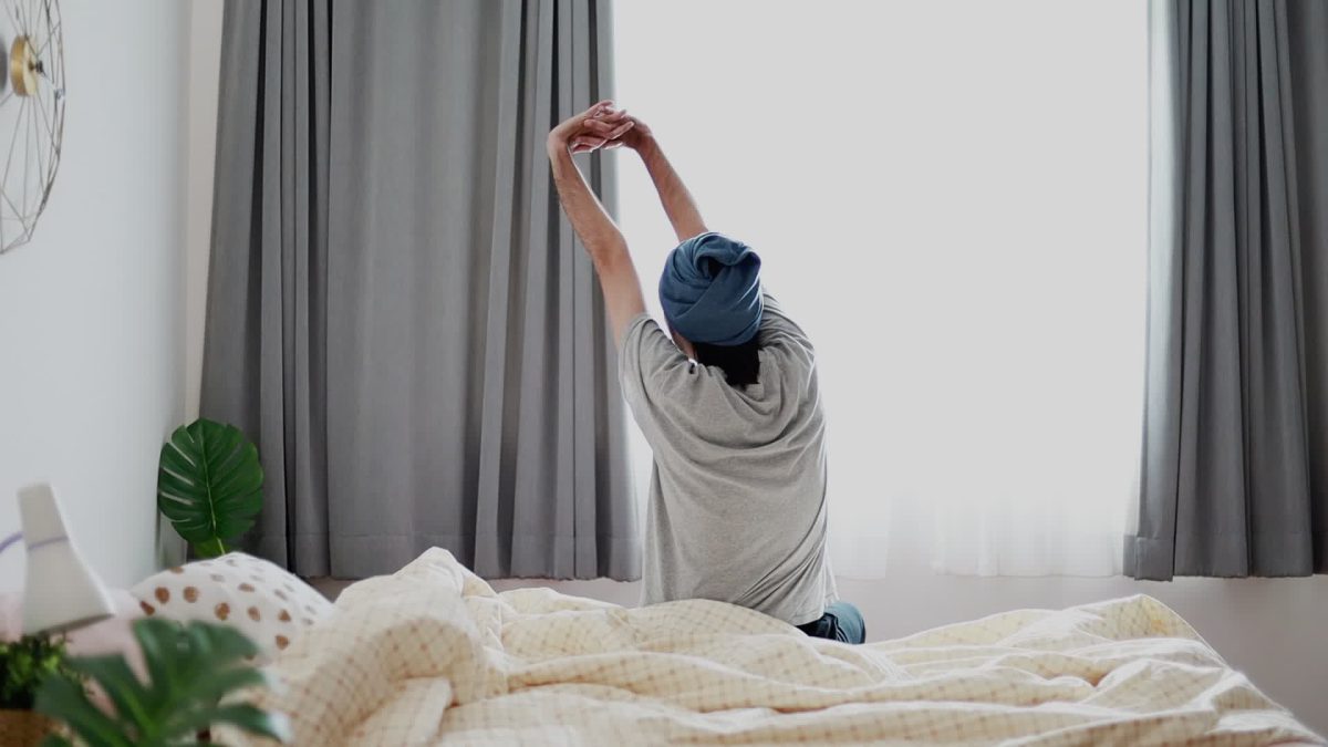 How to spend the first hour after waking up to stay energetic and productive throughout the day: 5 helpful tips